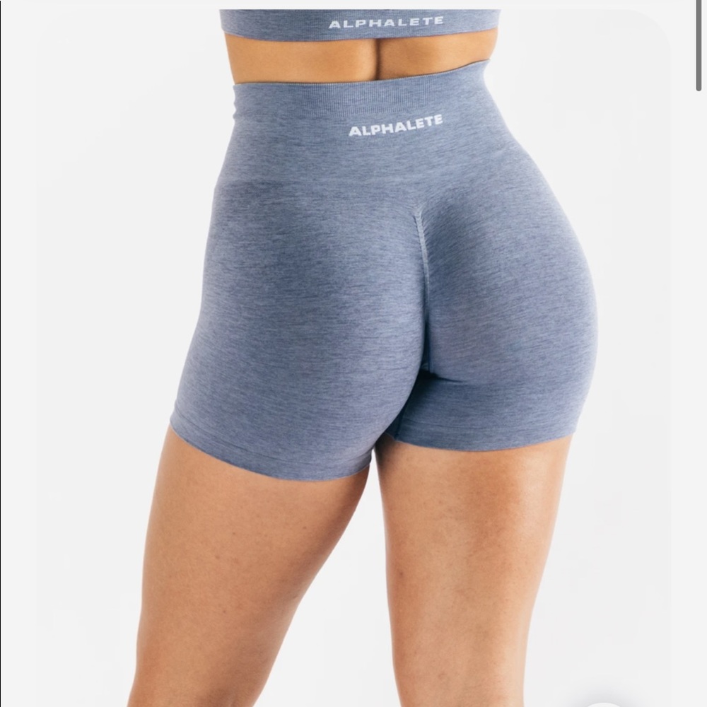 Alphalete Amplify Shorts French Blue